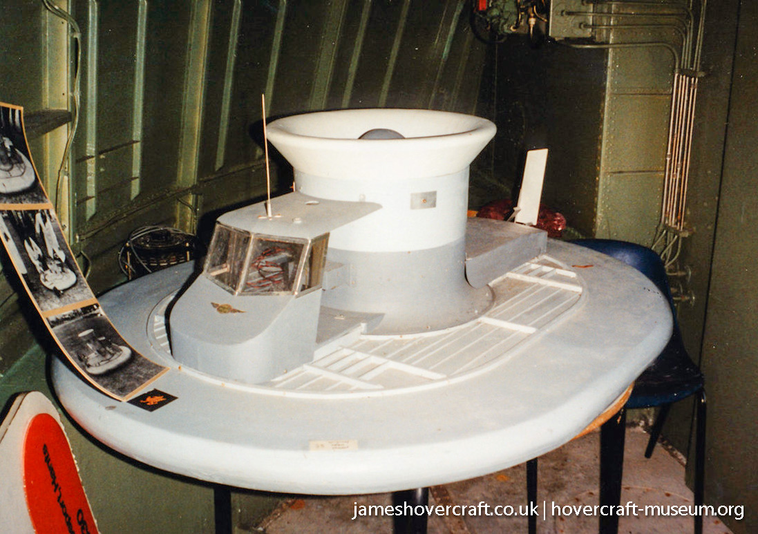 SRN1 diagrams -   (The <a href='http://www.hovercraft-museum.org/' target='_blank'>Hovercraft Museum Trust</a>).
