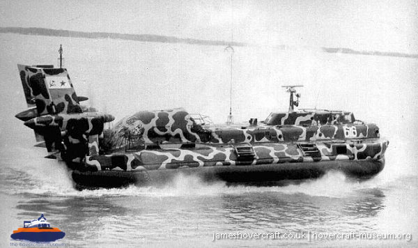 Military Hovercraft - Gus -   (The <a href='http://www.hovercraft-museum.org/' target='_blank'>Hovercraft Museum Trust</a>).