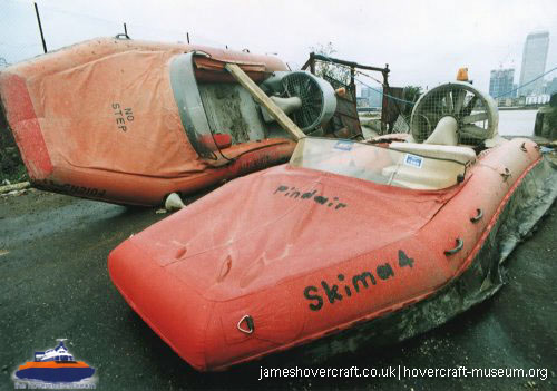 Skima hovercraft with Hoverhire -   (The <a href='http://www.hovercraft-museum.org/' target='_blank'>Hovercraft Museum Trust</a>).
