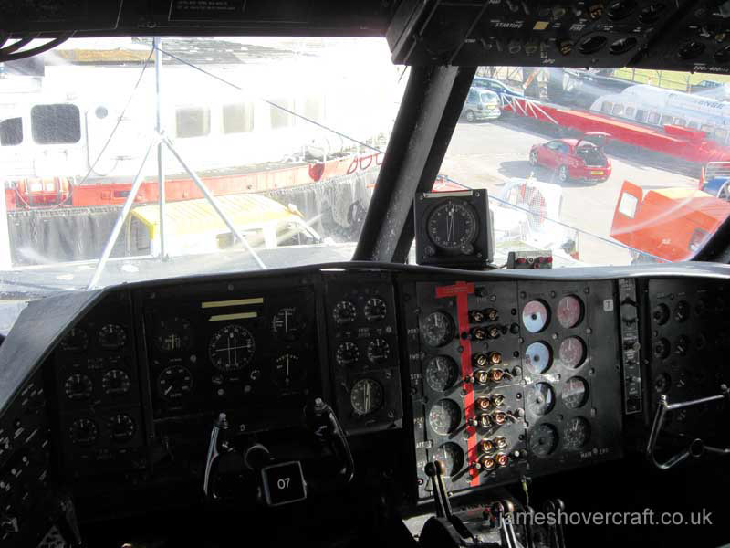 SRN4 at the 2011 Hovershow - Cockpit Main panels and controls (James Rowson).