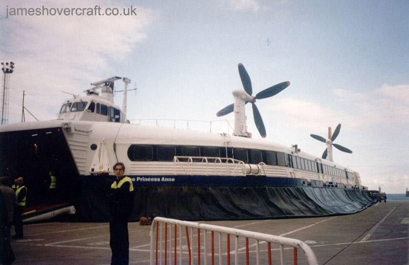 SRN4 Mk III craft operating with Hoverspeed - The Princess Anne (GH-2007) waiting to depart to the Goodwin Sands as a charter flight by the Goodwin Sands Potholing Club (James Rowson).