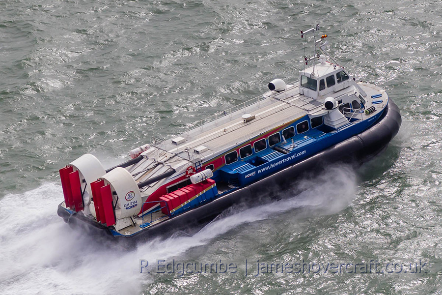 AP1-88 Operations from Ryde, Isle of Wight - AP1-88 GH-2114 Freedom 90 from the air (credit: Rob Edgcumbe).