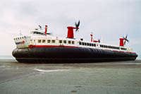 SRN4 The Princess Anne departing Calais Hoverport - The Princess Anne departing Calais Hoverport