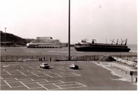 Comparing Boulogne hoverport in 2005 with the buildings as they used to be - 1983 - SEDAM N500 and SRN4 on hoverpad